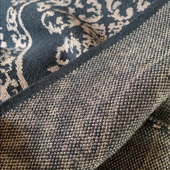 Romeo + Juliet Couture Jacquard Sweater Dress - Picture 9 of 9